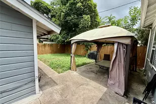 6707 Avenue C, Houston, TX 77011 - Photo 14