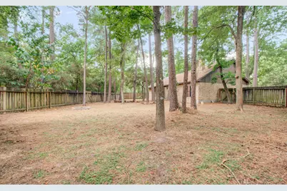 19 Tremont Woods Court, The Woodlands, TX 77381 - Photo 40