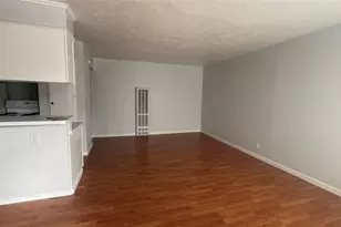 519 Branard St St, Houston, TX 77006 - Photo 2