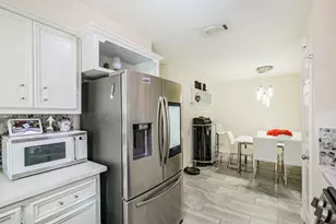 8611 Flower Path St, Houston, TX 77044 - Photo 6