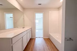 5118 Sunvalley Bend Dr, Katy, TX 77493 - Photo 14