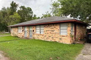 2922 Randolph Rd, Pasadena, TX 77503 - Photo 1