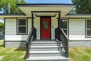 404 Oaklawn St, League City, TX 77573 - Photo 1