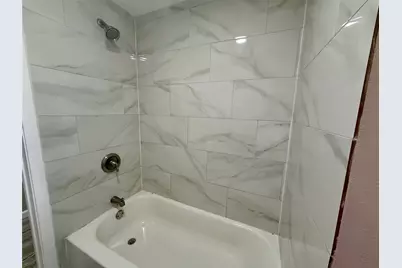 6905 Speaker Street, Hitchcock, TX 77563 - Photo 8
