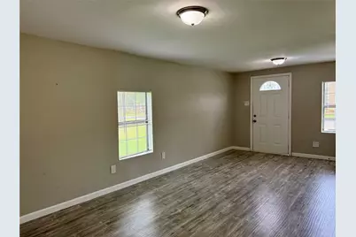 6905 Speaker Street, Hitchcock, TX 77563 - Photo 4