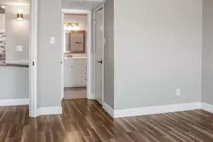 8431 Hearth Dr, Houston, TX 77054 - Photo 14