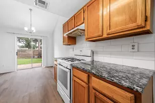 3411 E Heatherock Cir, Sugar Land, TX 77479 - Photo 12