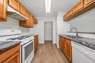 3411 E Heatherock Cir, Sugar Land, TX 77479 - Photo 10