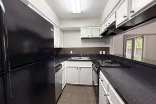 3938 W Alabama St, Houston, TX 77027 - Photo 2