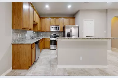 9224 Rodney Ray Boulevard #18, Houston, TX 77040 - Photo 4