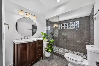 711 Walton Street, Houston, TX 77009 - Photo 16