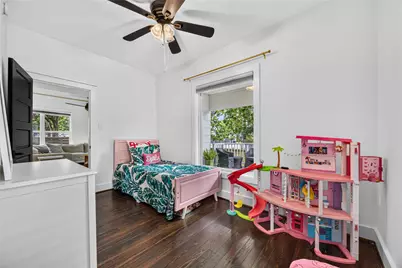 711 Walton Street, Houston, TX 77009 - Photo 10