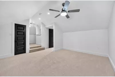 711 Walton Street, Houston, TX 77009 - Photo 14