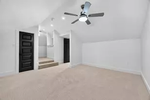 711 Walton St, Houston, TX 77009 - Photo 14