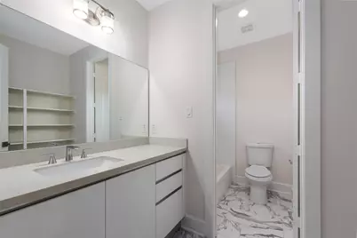 9406 Glenfield Court, Houston, TX 77096 - Photo 14