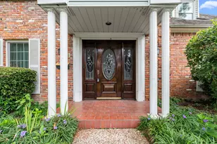 14302 Apple Tree Rd, Houston, TX 77079 - Photo 4