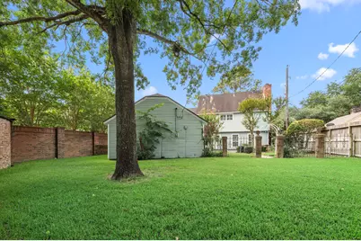 14302 Apple Tree Road, Houston, TX 77079 - Photo 38