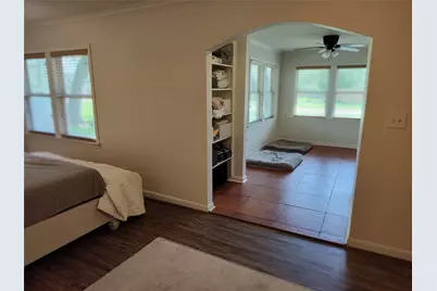 202 E Forest Avenue, Shoreacres, TX 77571 - Photo 10
