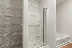 8951 New Jade Dr, Iowa Colony, TX 77583 - Photo 6