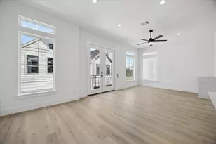 754 Curtin St, Houston, TX 77018 - Photo 8