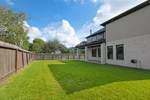 98 Dorado Dr, Friendswood, TX 77546 - Photo 26