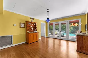 1635 Milford St, Houston, TX 77006 - Photo 8
