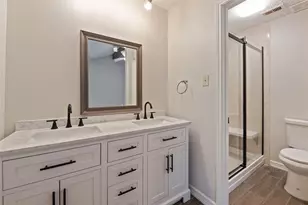 11805 Southlake Dr, Houston, TX 77077 - Photo 14