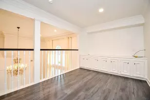 9655 Longmont Dr, Houston, TX 77063 - Photo 24