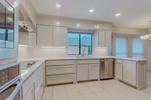 6960 Blarney St, Beaumont, TX 77706 - Photo 8
