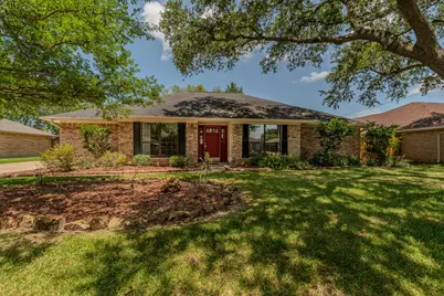 6960 Blarney Street, Beaumont, TX 77706 - Photo 2