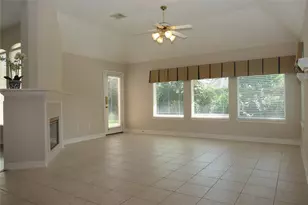 13806 Layton Hills Dr, Cypress, TX 77429 - Photo 12