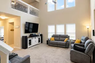 9903 Wood Wind Ct, Baytown, TX 77521 - Photo 2