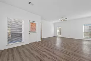 16021 Sandy Koufax Ct, Splendora, TX 77372 - Photo 12