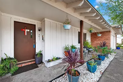 5611 W Airport Boulevard, Houston, TX 77035 - Photo 2