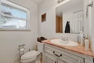 5611 W Airport Blvd, Houston, TX 77035 - Photo 14