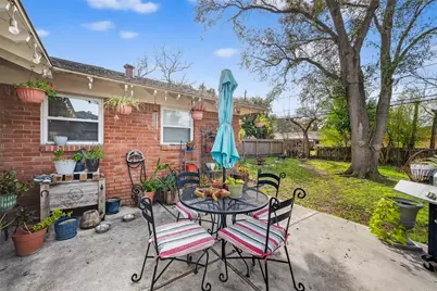 5611 W Airport Boulevard, Houston, TX 77035 - Photo 22