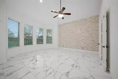 19 Brittany Rose Place, The Woodlands, TX 77375 - Photo 16