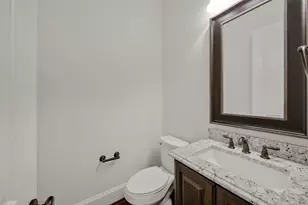 19 Brittany Rose Pl, The Woodlands, TX 77375 - Photo 38