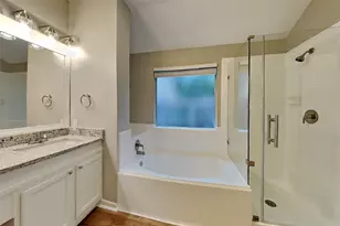 1431 Redwood Village Cir, Spring, TX 77386 - Photo 10