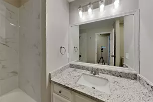 1431 Redwood Village Cir, Spring, TX 77386 - Photo 16