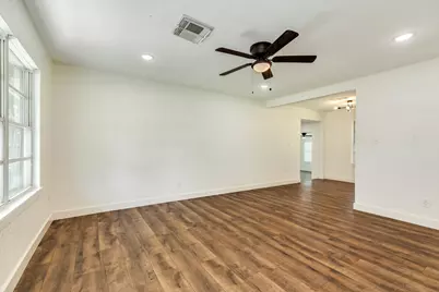 303 Yaupon Street, Sweeny, TX 77480 - Photo 2