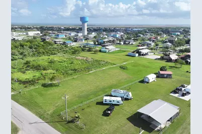 Tbd Sunflower Avenue, Crystal Beach, TX 77650 - Photo 4