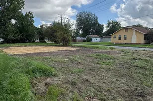 1408 Prairie St, Beaumont, TX 77701 - Photo 1