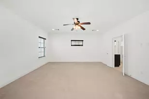 22 Hermann Park Ct, Houston, TX 77021 - Photo 6