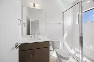 309 Peden St, Houston, TX 77006 - Photo 26