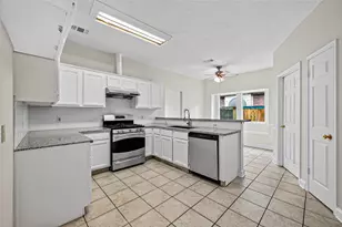 17647 Glenwolf Dr, Houston, TX 77084 - Photo 18