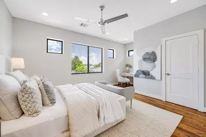 114 E 33rd Street #B, Houston, TX 77018 - Photo 14