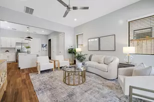 114 E 33rd St, Houston, TX 77018 - Photo 4