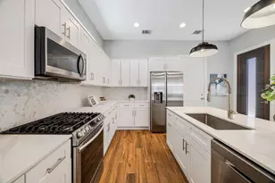 114 E 33rd St, Houston, TX 77018 - Photo 6