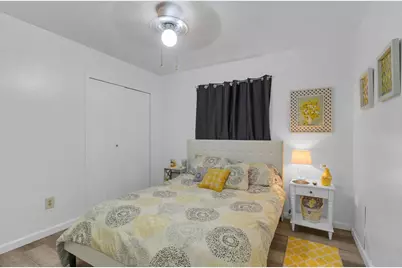 10007 Kirkbluff Drive, Houston, TX 77089 - Photo 16